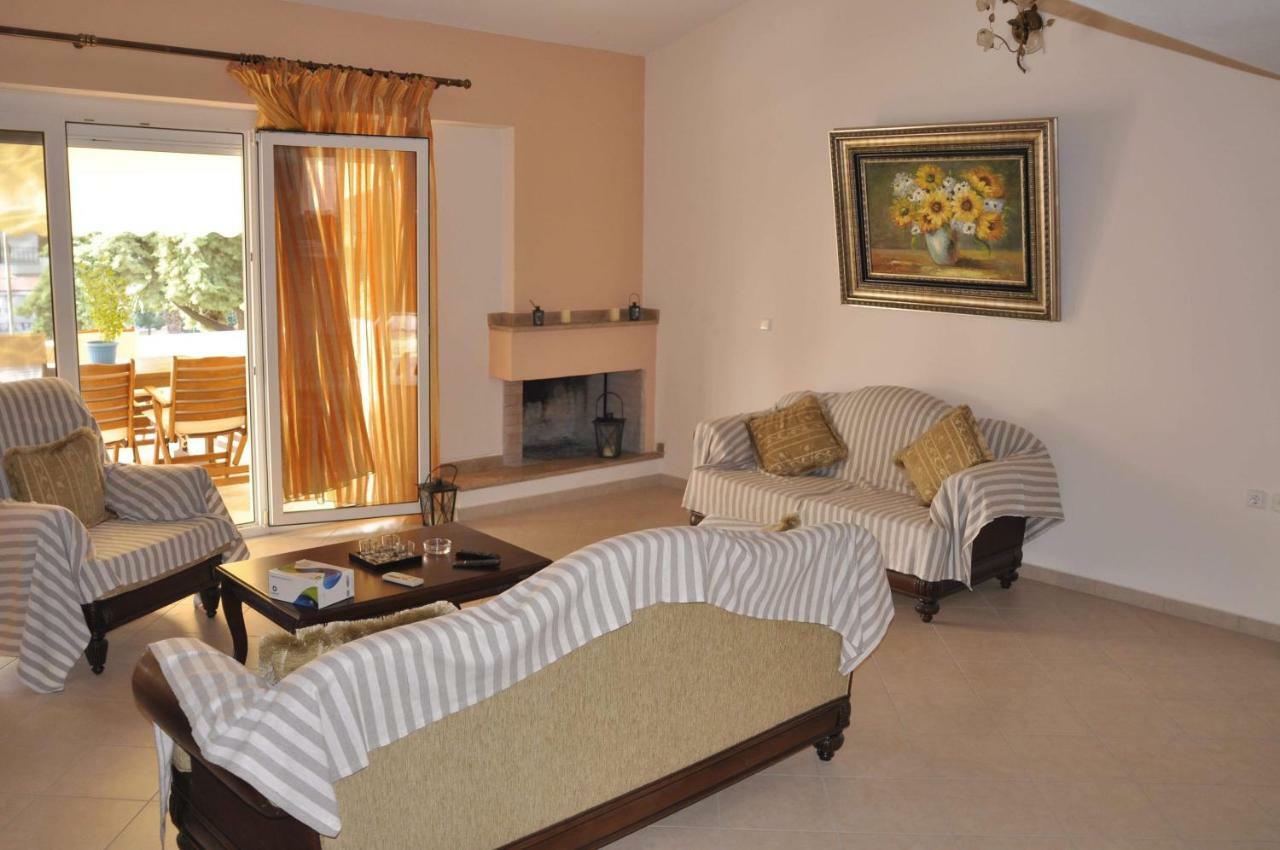 Feel Free Villa PalaiónTsiflíkion Екстериор снимка