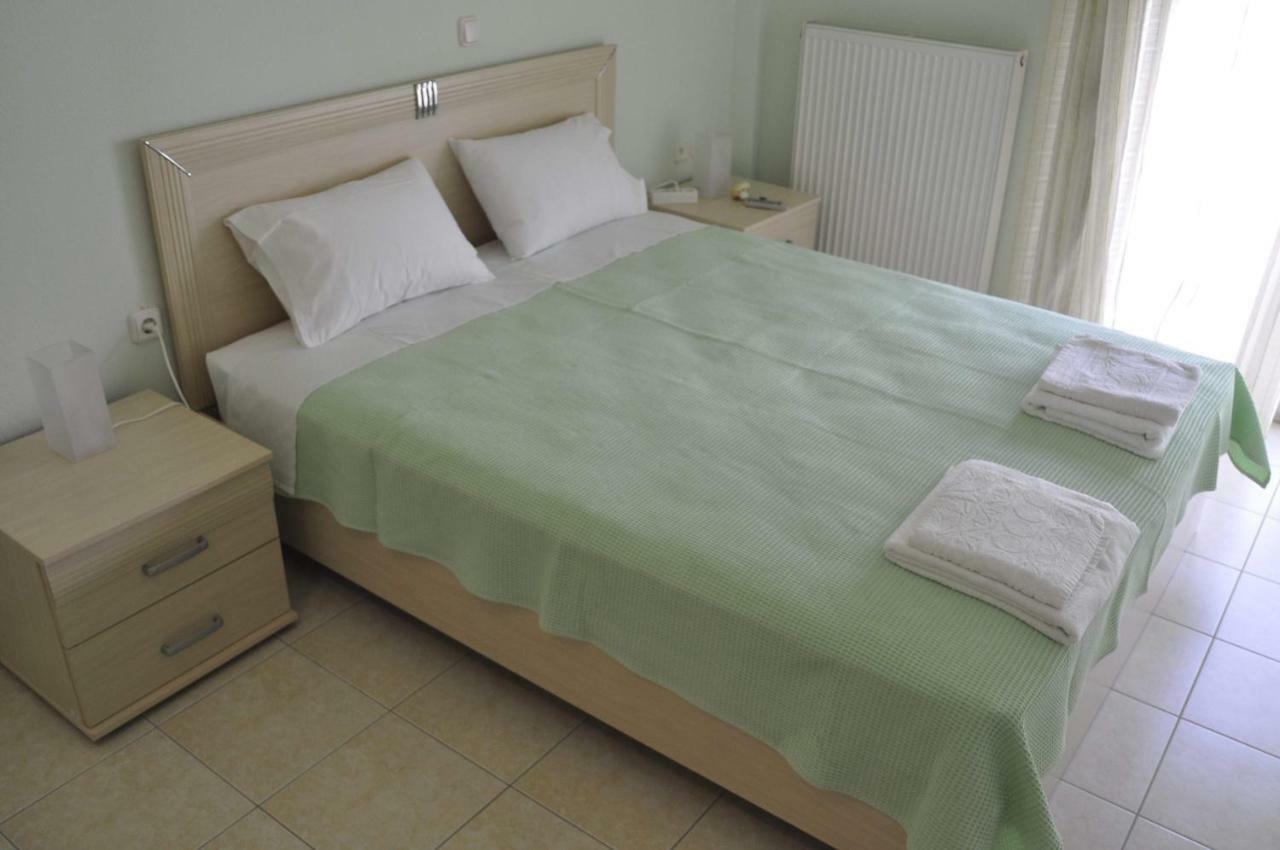 Feel Free Villa PalaiónTsiflíkion Екстериор снимка
